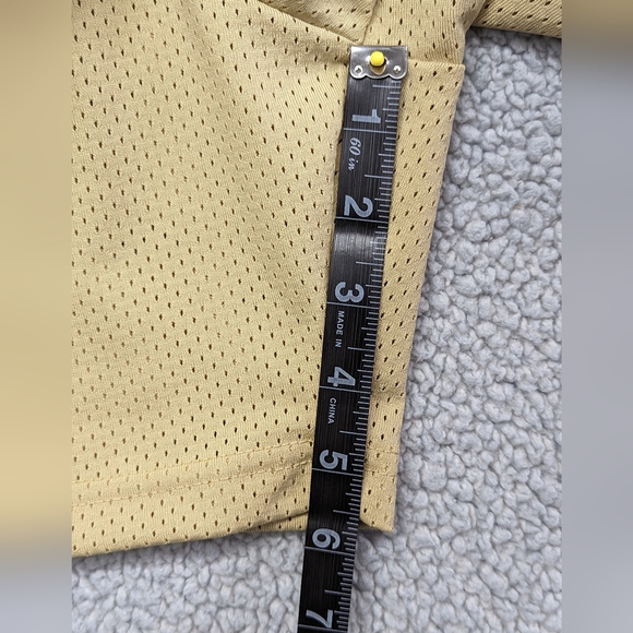 HMDD Shorts Mens Large Happy Memories Don't Die Los Angeles Cali Tan Beige USA - Picture 12 of 14